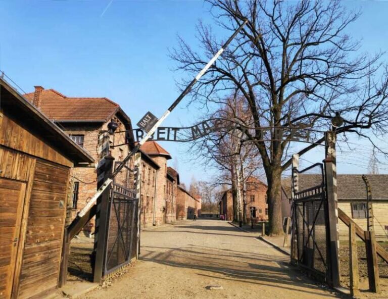 Atcracow Tour Auschwitz Gate Brick Buildings Path