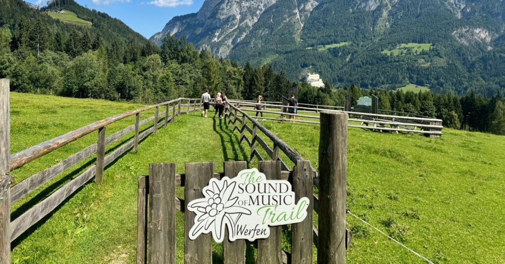 Bobstours Tour Sound Of Music Trail Fence Mountains