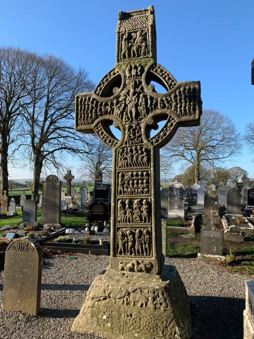 Boynevalleytours Tour Celtic Cross Gravestones Trees