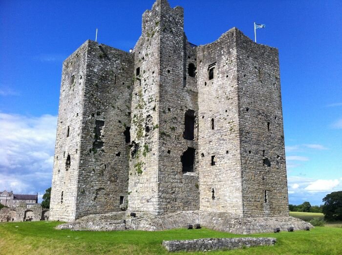 Boynevalleytours Tour Medieval Stone Castle Ruins