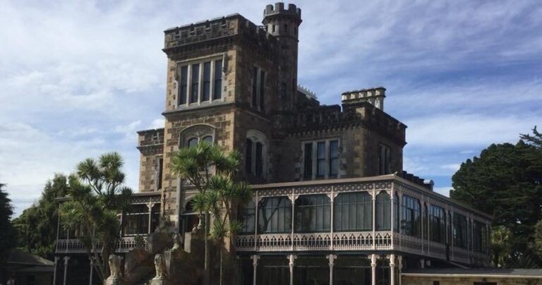 Fantailtours Tour Historic Mansion Tower Palm Trees