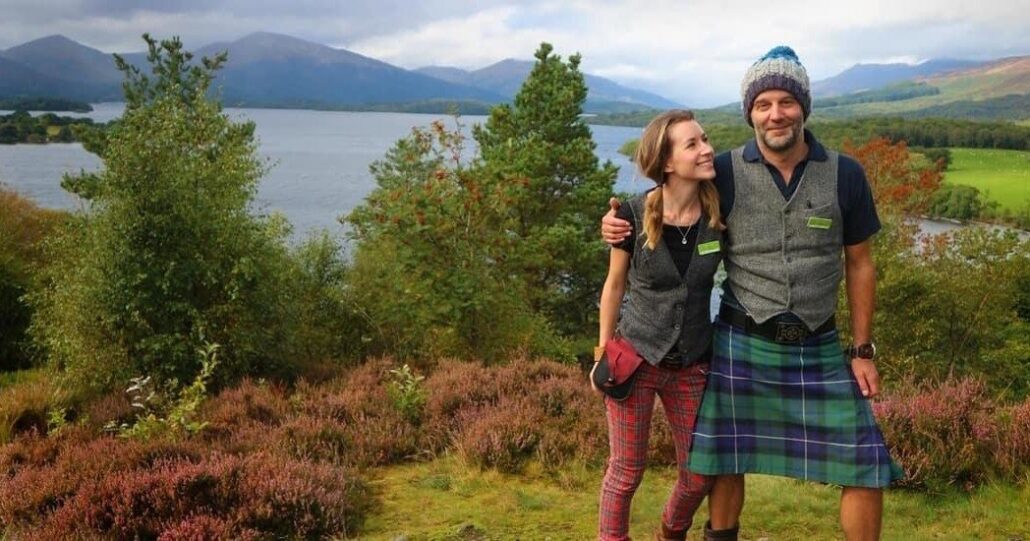 Highlandexperience Tour Couple Lake Mountains Heather