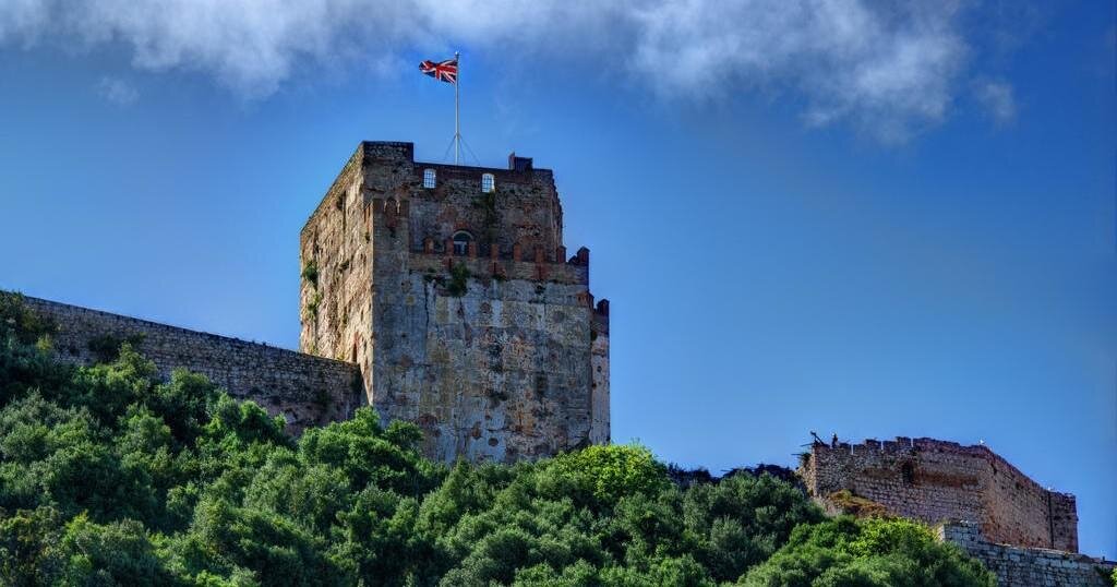Lisbononwheels Tour Castle Flag Stone Wall