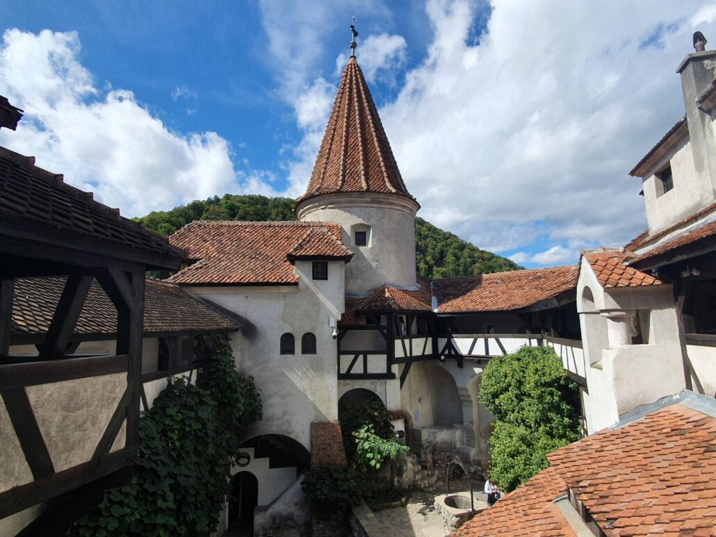 Marastours Tour Medieval Tower Courtyard Rooftops