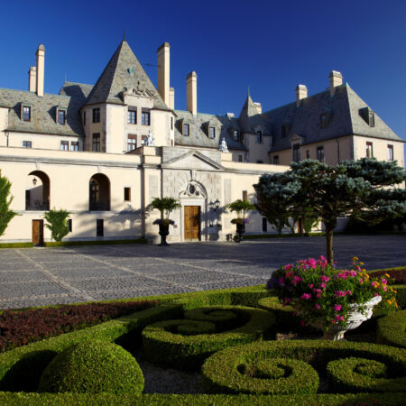 Ohekacastle Tour Mansion Garden Topiary Flowers
