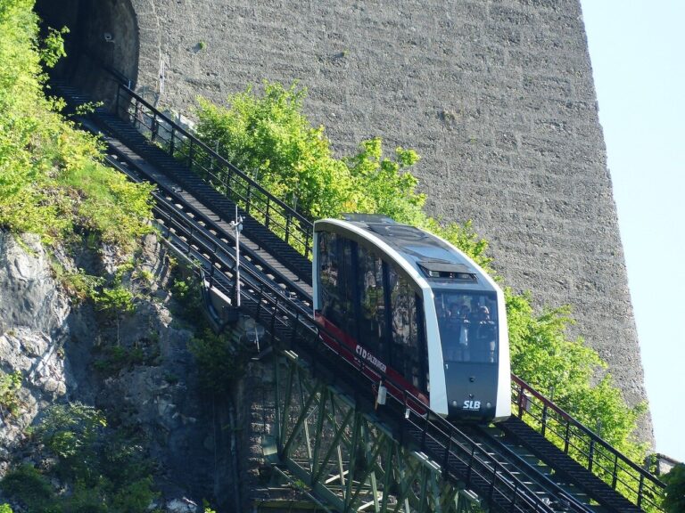 Primetours Tour Funicular Railway Tunnel Greenery