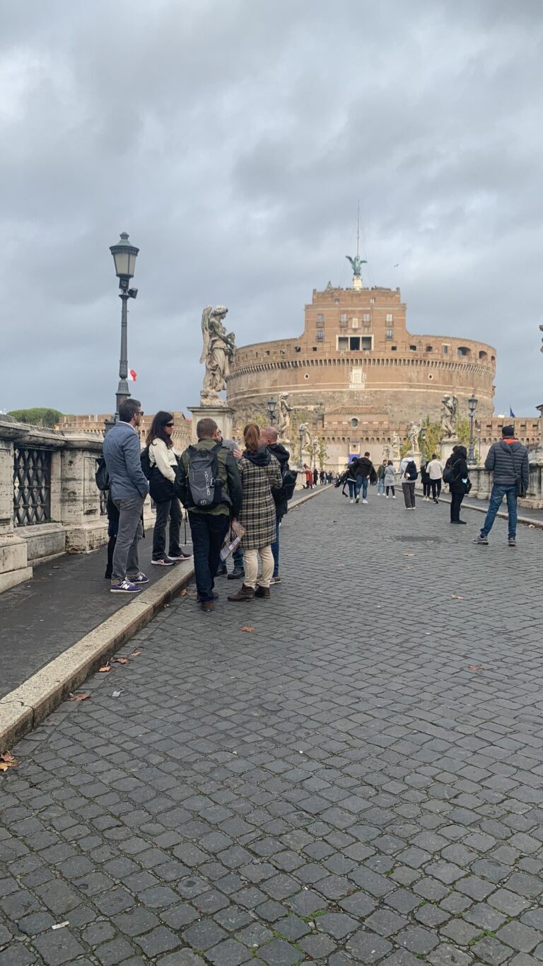 Romefreewalkingtour Tour Tourists Castel Sant Angelo Bridge
