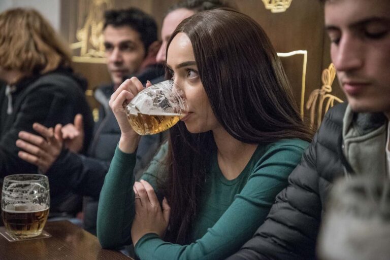 Segwayfun Tour Woman Drinking Beer Bar 