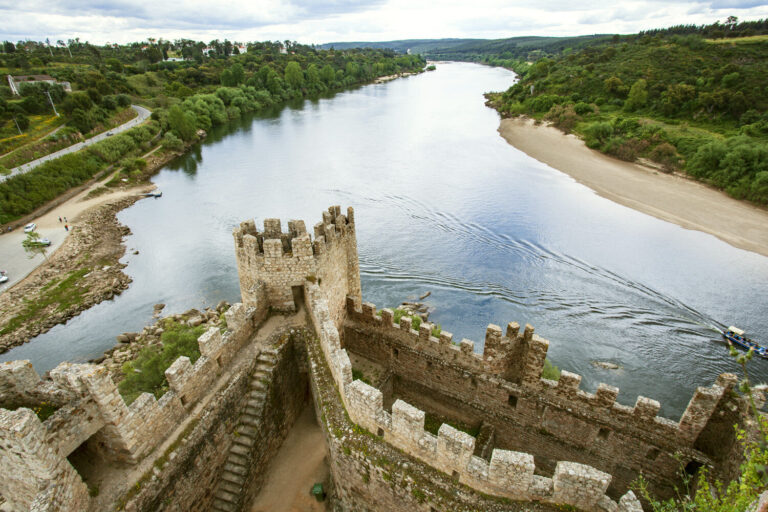 Silvercoasttravelling Tour Castle River Greenery Stairs