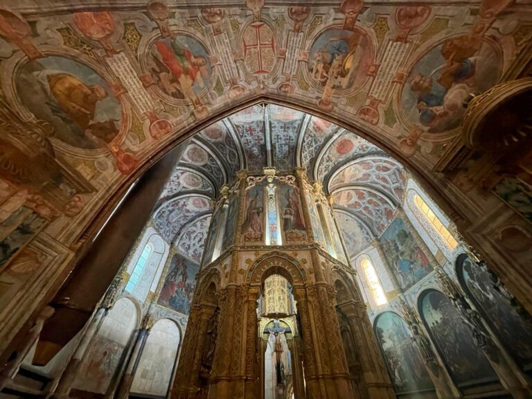 Silvercoasttravelling Tour Ornate Church Ceiling Frescoes Golden Altarpiece