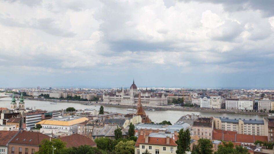 Tastehungary Tour Budapest River Parliament Clouds