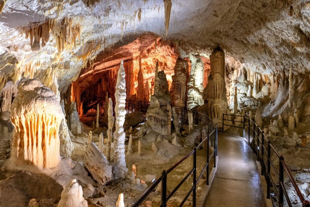 Todoinslovenia Tour Cave Stalactites Stalagmites Pathway 