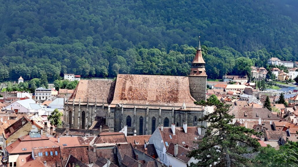 Transprotocol Tour Church Rooftops Green Hills