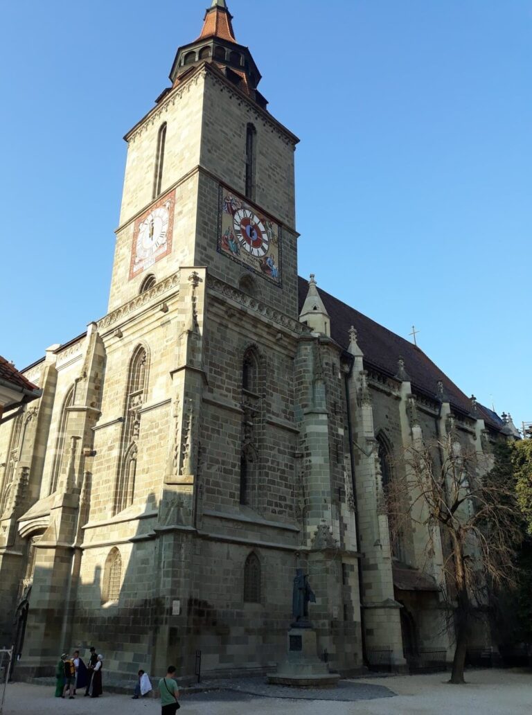 Transprotocol Tour Tower Church Clock Statue